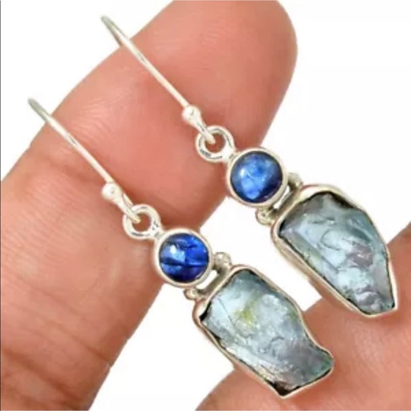Jewelry - Rough aquamarine and blue kyanite silver earrings